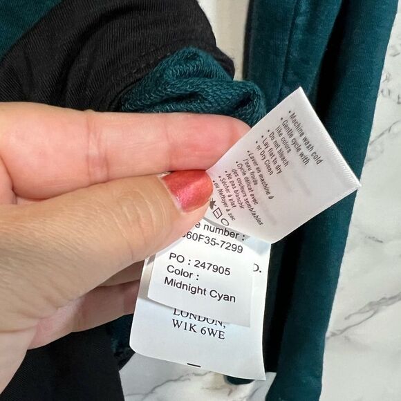 Page Suvi Bodysuit in Midnight Cyan Size M - Picture 9 of 11